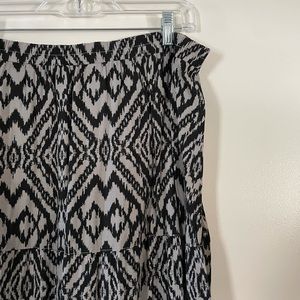 Large Old Navy maxi skirt